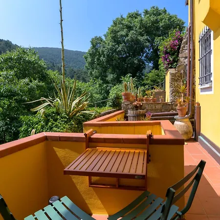 Casa E Mansarda Delle Mura * Ameglia