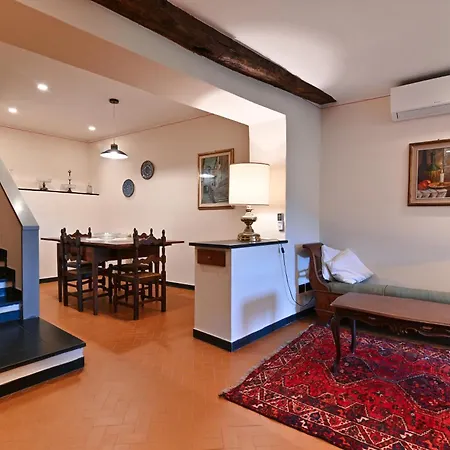 Casa E Mansarda Delle Mura * Ameglia