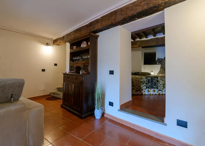 Апартаменты Casa E Mansarda Delle Mura Амелия